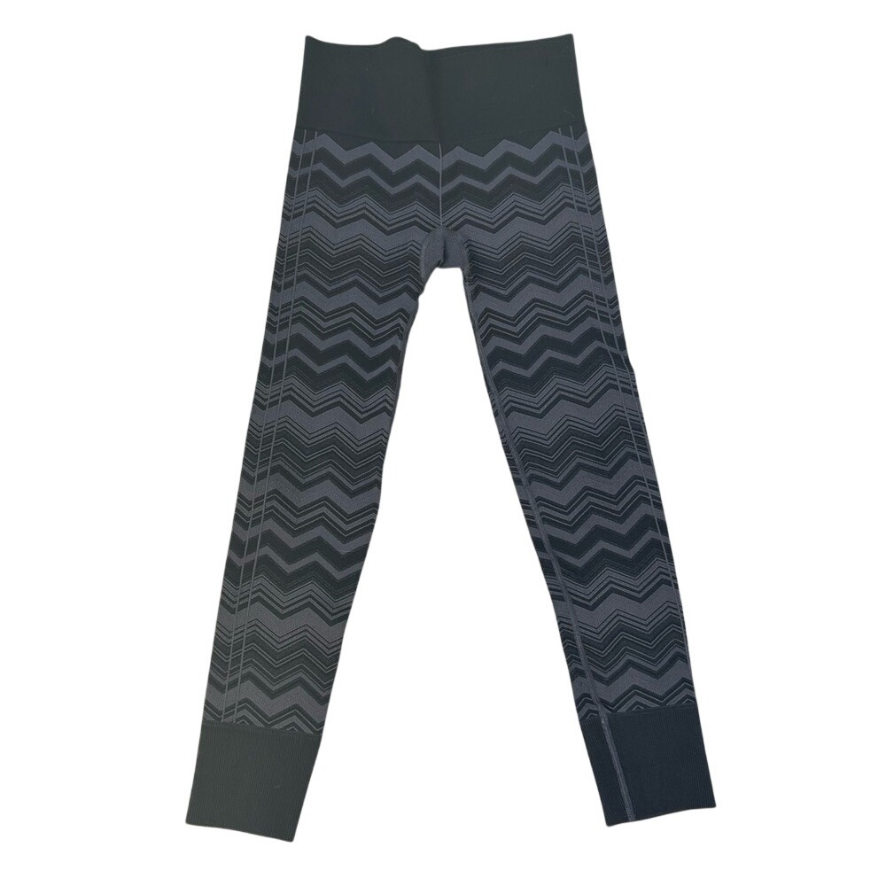 Lululemon Ebb To Street Pant Women's 4 Gray Coal Black Zig‎ Zag Chevron Print